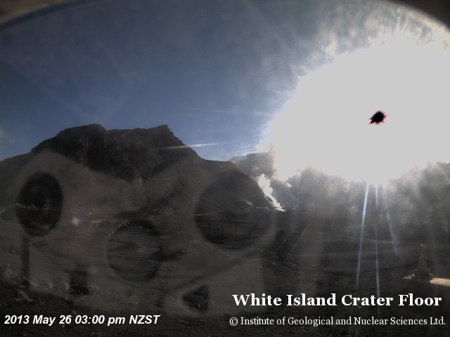 Webcam image from White island today.